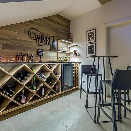 בית נופש The View אופטיה