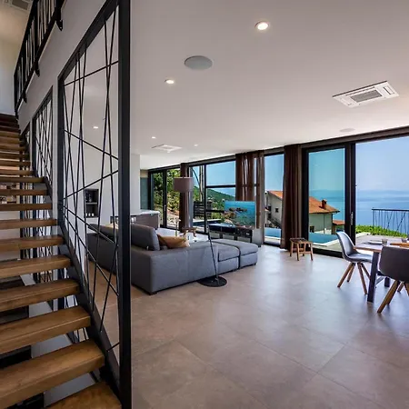 The View * Опатия