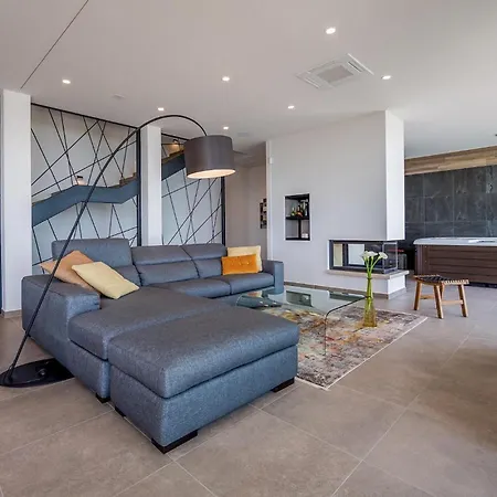 The View Опатия