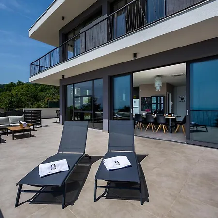 The View * Опатия